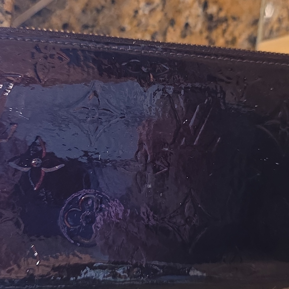 Louis Vuitton Dark Purple Vernis Zippy Wallet - Picture 7 of 17